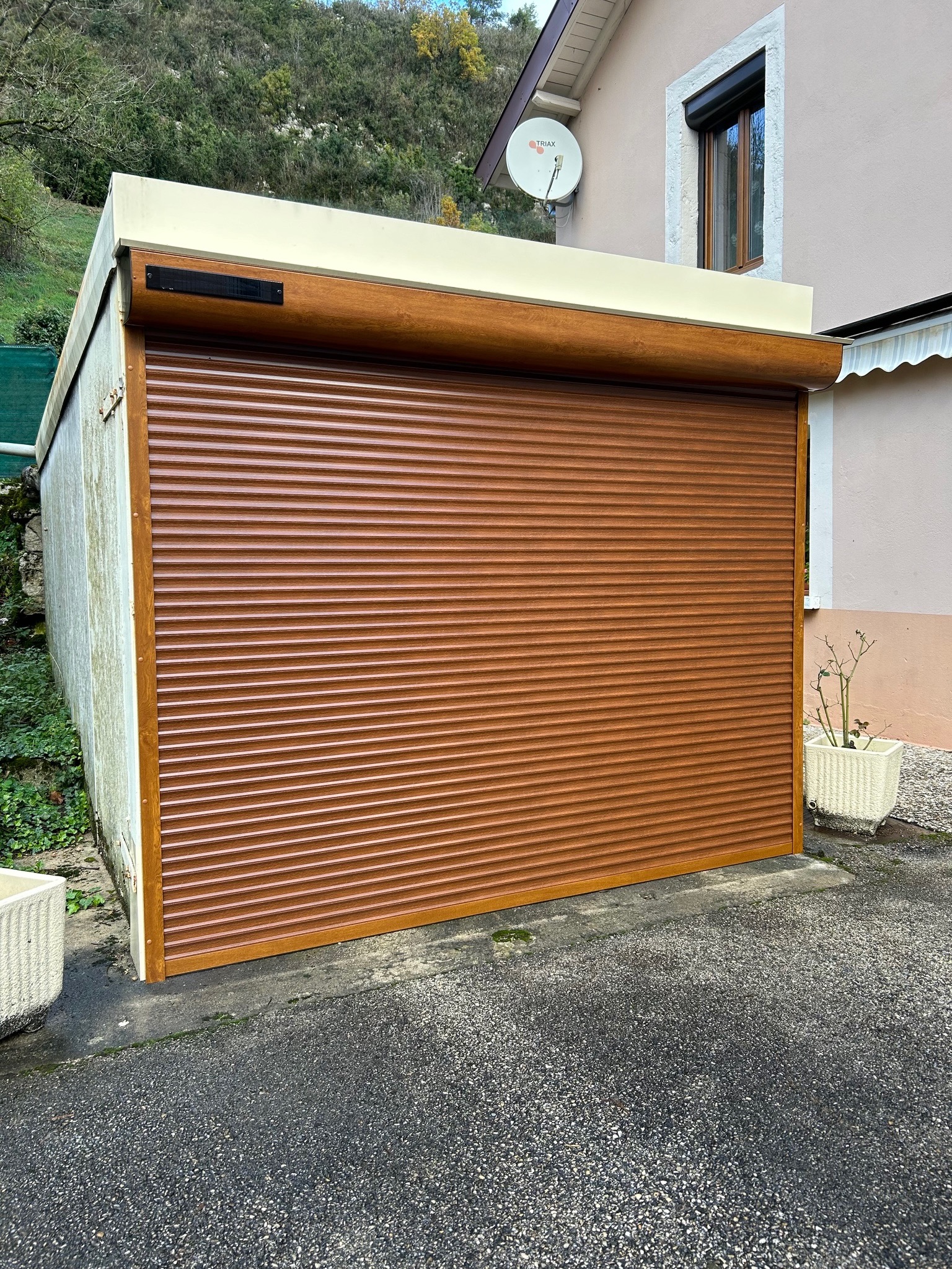 Porte Garage enroulable solaire